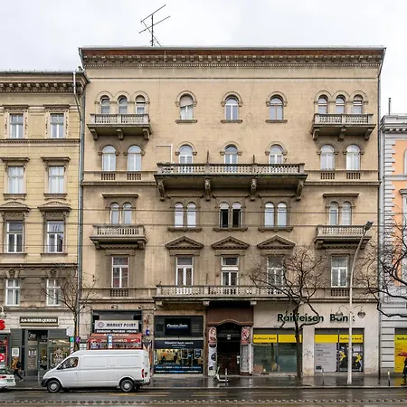 Sweet Dreams At Oktogon Downtown Apartment Budapest